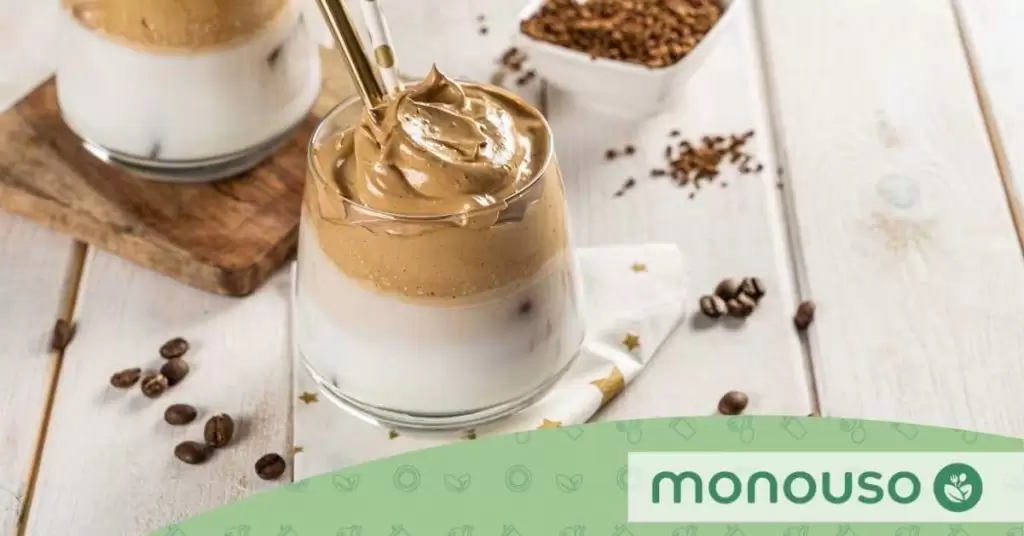 Was ist Dalgona Kaffee und wie man ihn Schritt für Schritt zubereitet