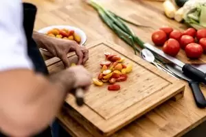 Chefkoch zu Hause und andere Möglichkeiten, ein einzigartiges Erlebnisgastronomie zu genießen